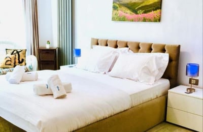 Аренда комфортных 3-комнатных апартаментов с видом на море, 89 м², в районе Мамая, Констанца, Румыния